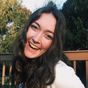 Meet your Posher, Lucy